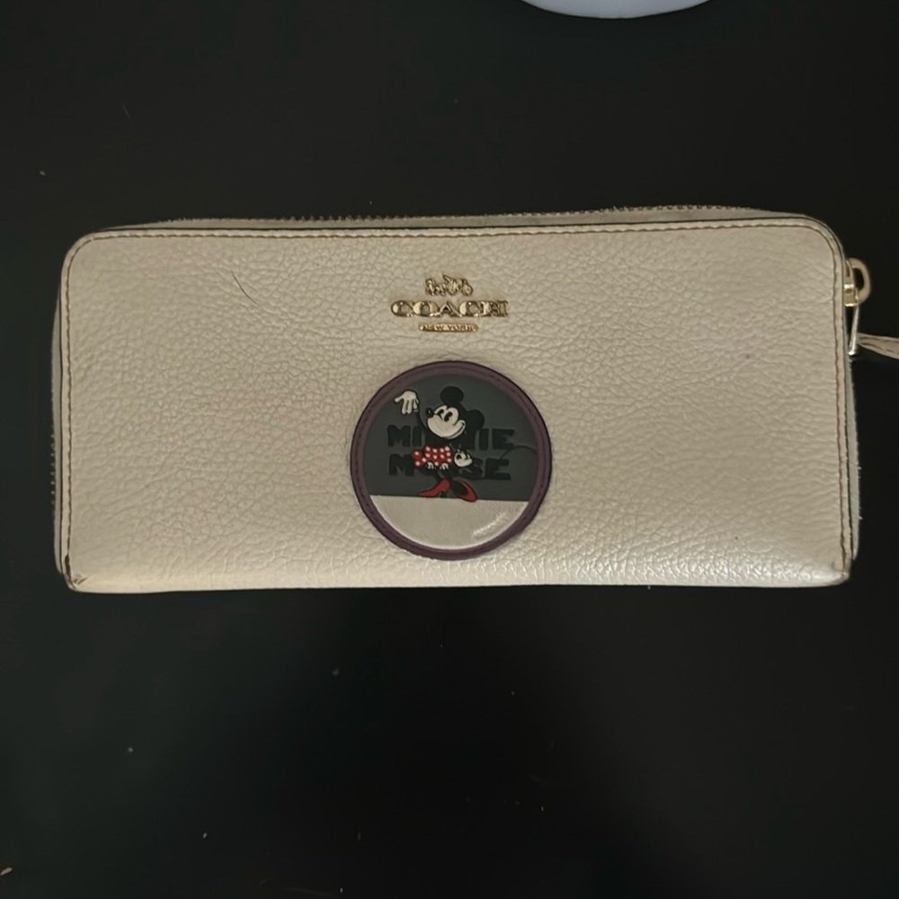 Coach wallet